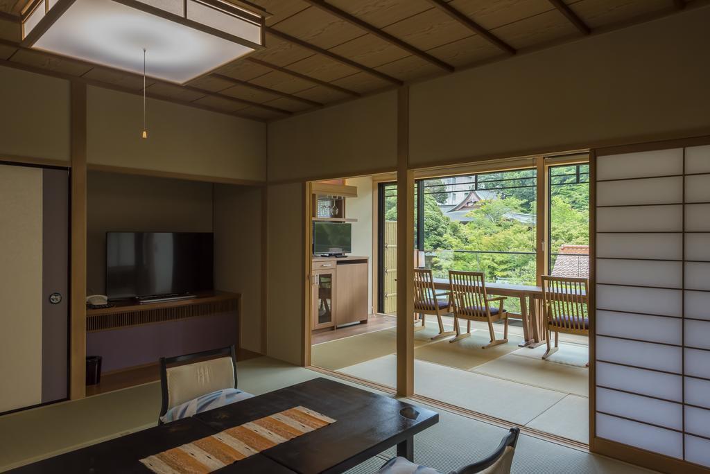 Tachibana Shikitei Hotel Kaga  Quarto foto